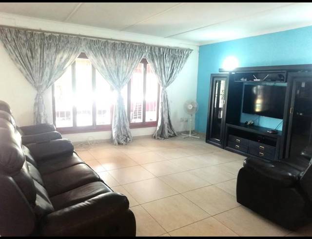 4 BEDROOM HOUSE FOR SALE IN WIDENHAM